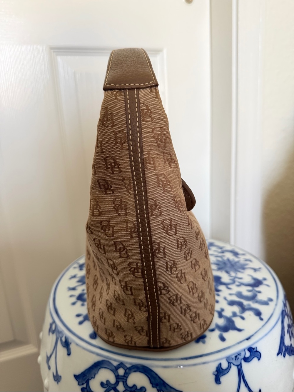 Dooney & Bourke Y2K Signature Monogram Hobo Bucket Bag - Picture 5 of 9